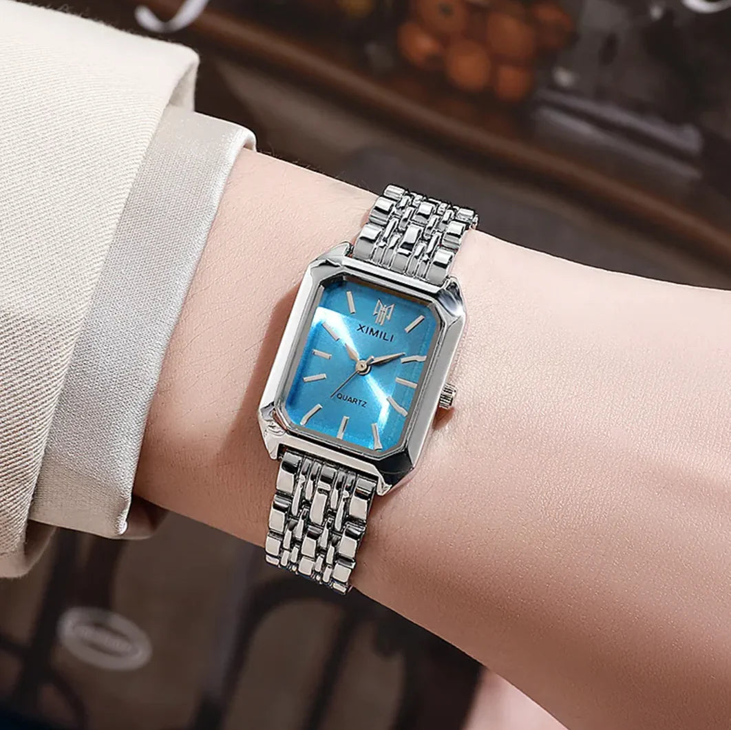 Women's Minimalist Square Dial Watch – Steel Strap Elegant Fashion Timepiece