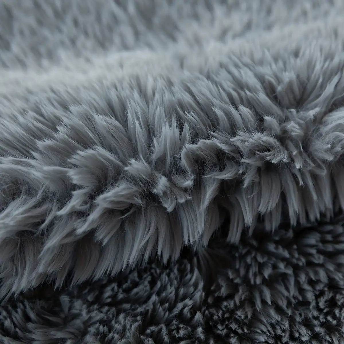 Luxurious Faux Fur Throw Pillow Covers – Ultra-Soft, Elegant Decorative Cushion Case